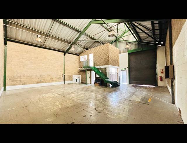 166M² WAREHOUSE TO LET IN ROBERTVILLE